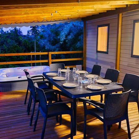 Camping Resort Les Champs Blancs Agde Bagian luar foto