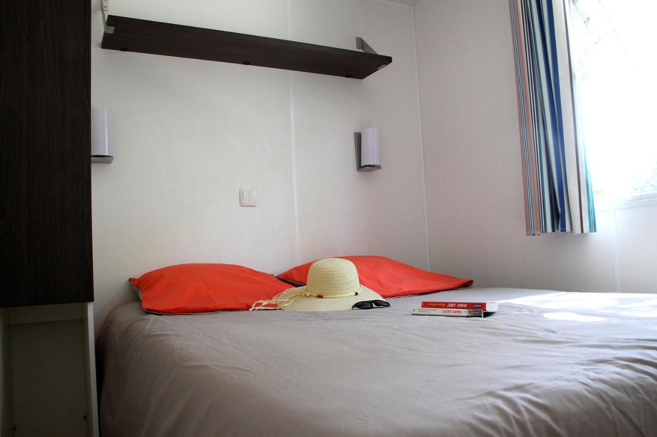 Camping Resort Les Champs Blancs Agde Bagian luar foto