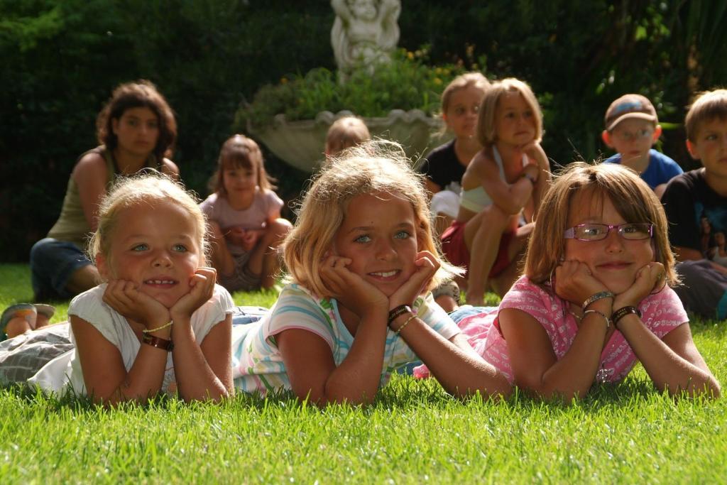 Camping Resort Les Champs Blancs Agde Bagian luar foto