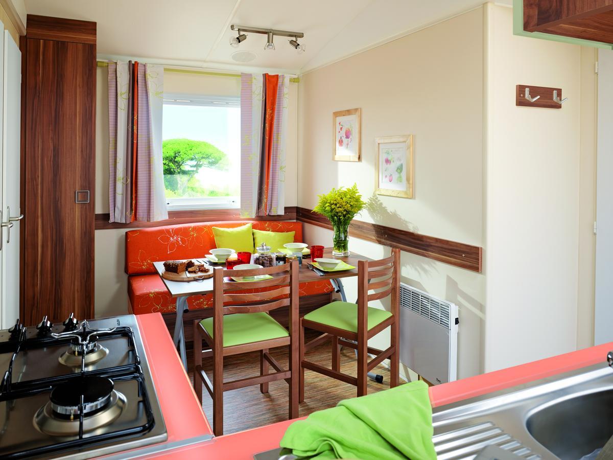 Camping Resort Les Champs Blancs Agde Bagian luar foto