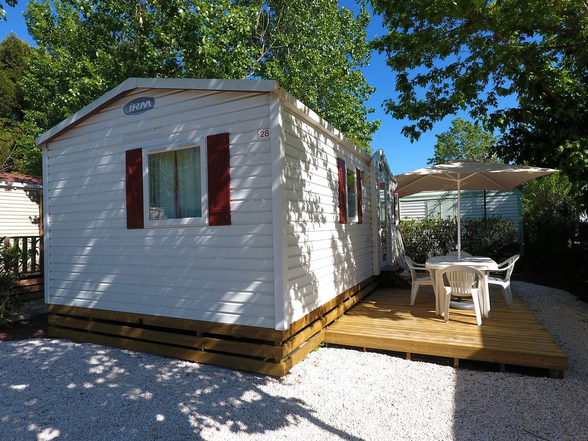 Camping Resort Les Champs Blancs Agde Bagian luar foto