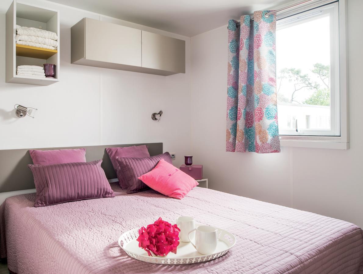 Camping Resort Les Champs Blancs Agde Bagian luar foto